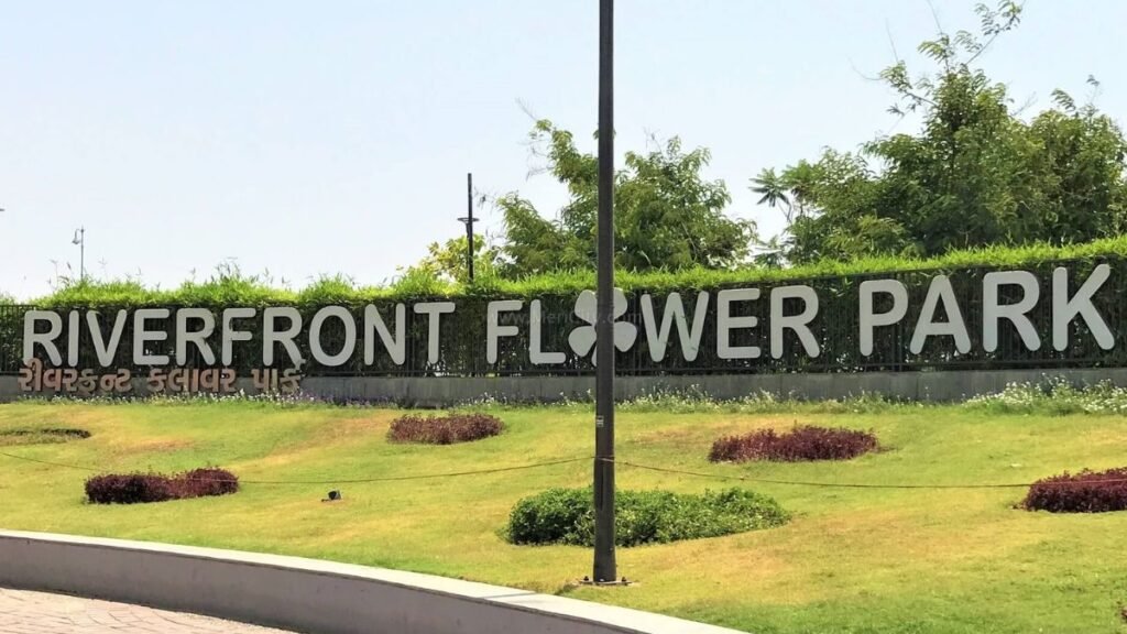 Riverfront Flower Park 