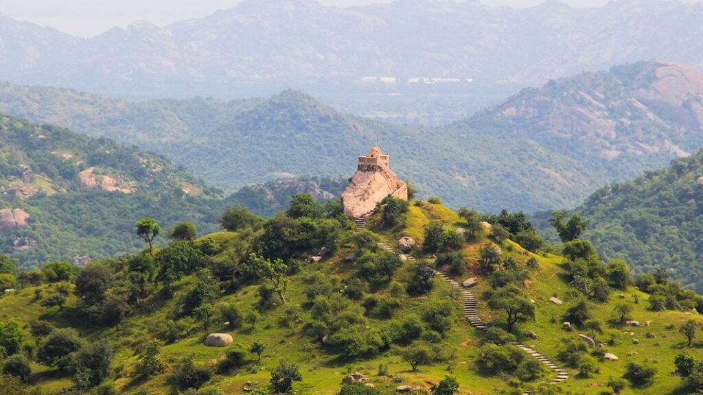 Taranga Hill Jain Temple, Mehsana